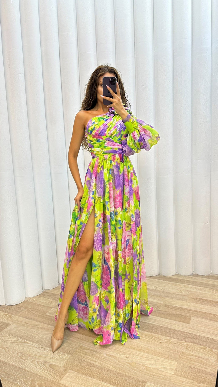 Mabel | Vestido Floral de Impacto