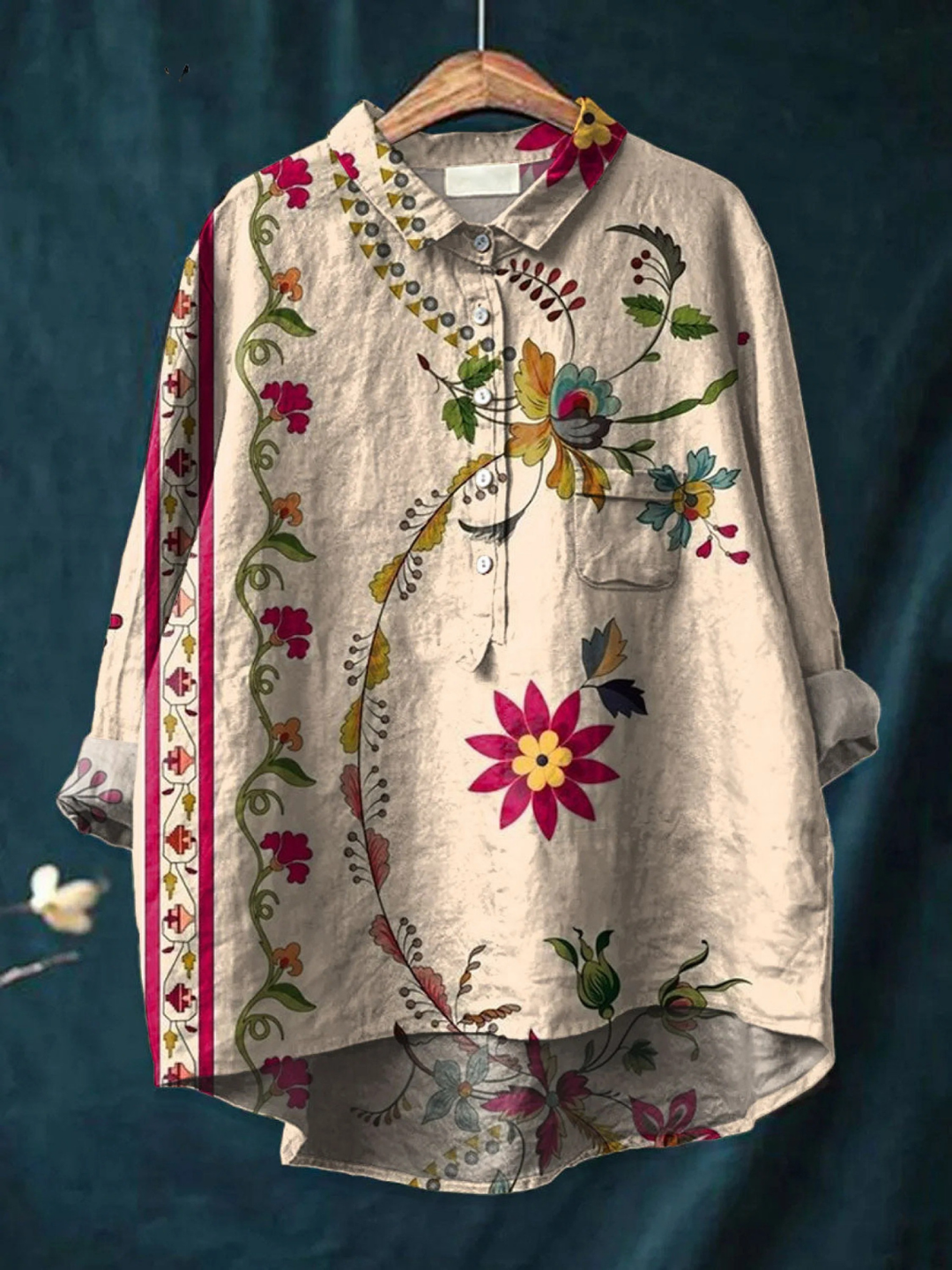 Camisa informal estampada floral vintage para mujer.
