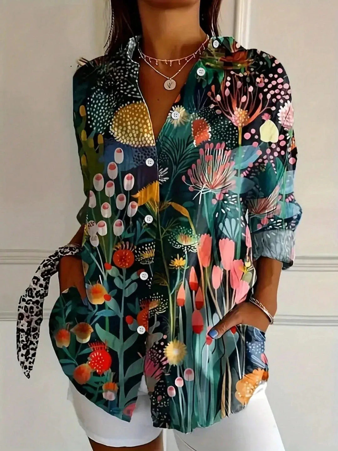Camisa elegante de manga larga con estampado de colores