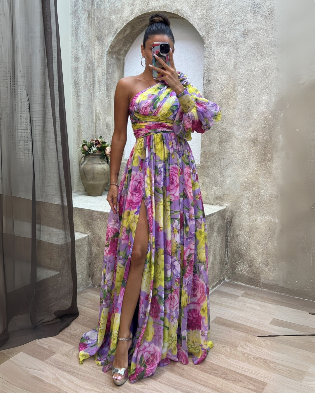 Mabel | Vestido Floral de Impacto