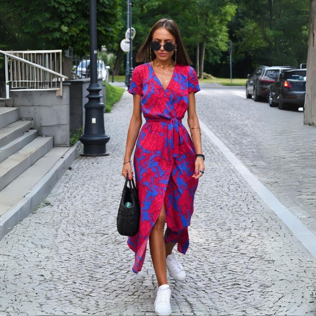 Tzahalit™ | Vestido Floral Elegante con Escote en V